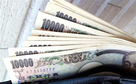 年収2000万円：その価値と現代社会における意味